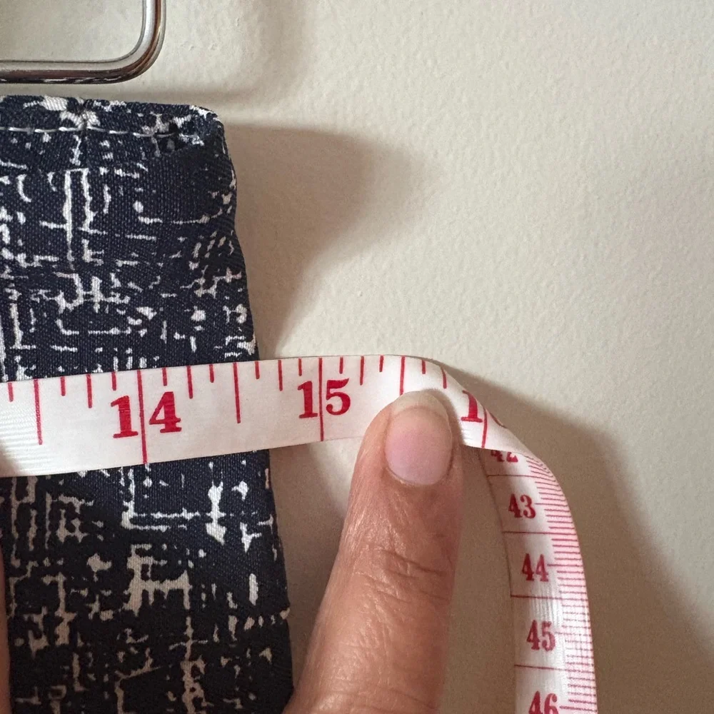 Patterned pants - Picture 4 of 5